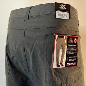 ZeroXposur Men's Slate Grey Traveler Stretch Pants - Size 44 x 29 - NWT $80